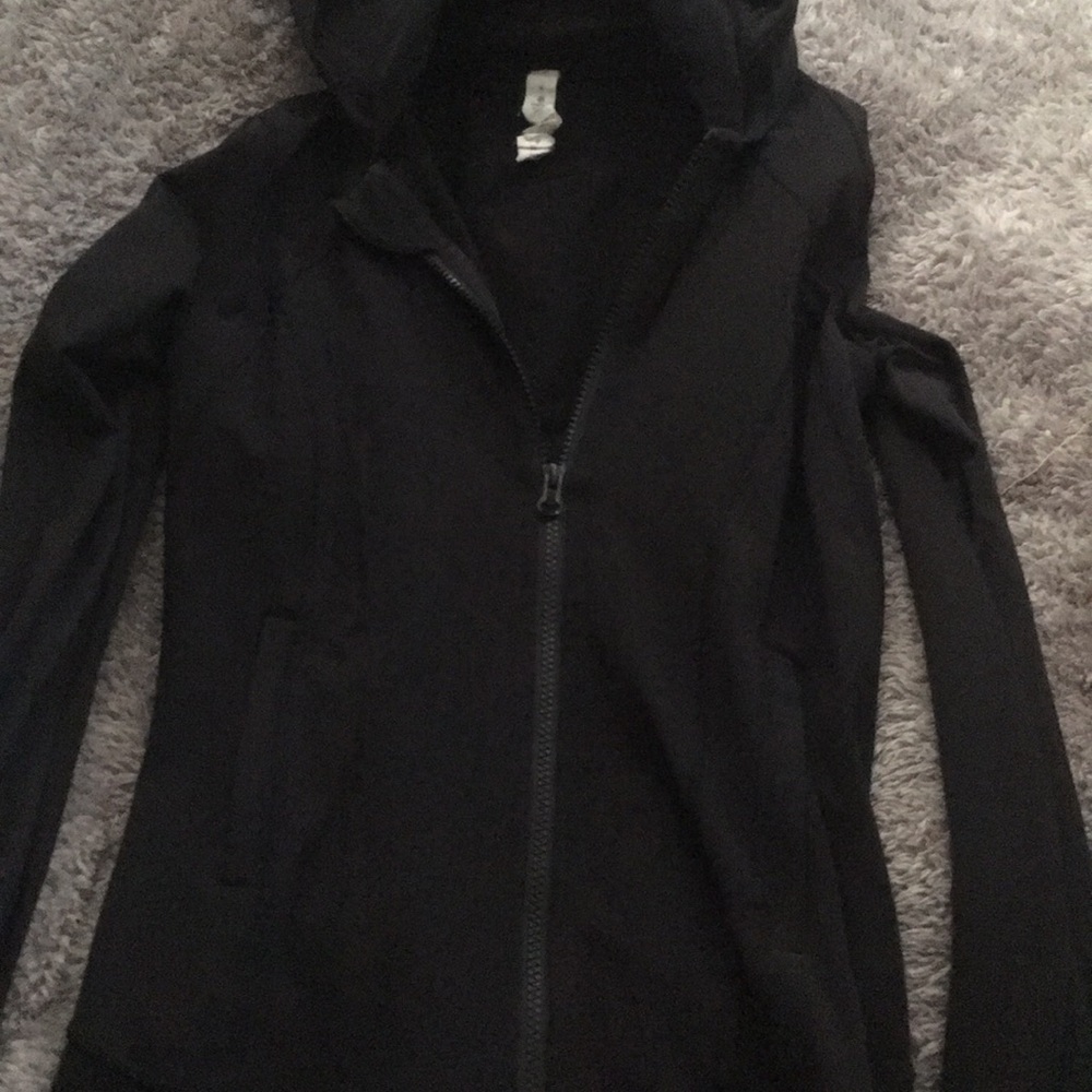 Lululemon Black tummy tuck jacket